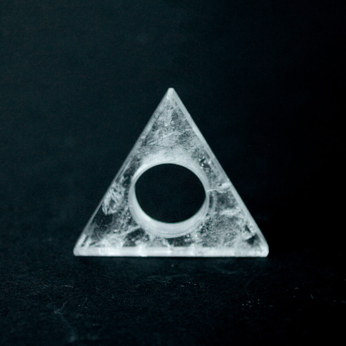 Triángulo cuarzo