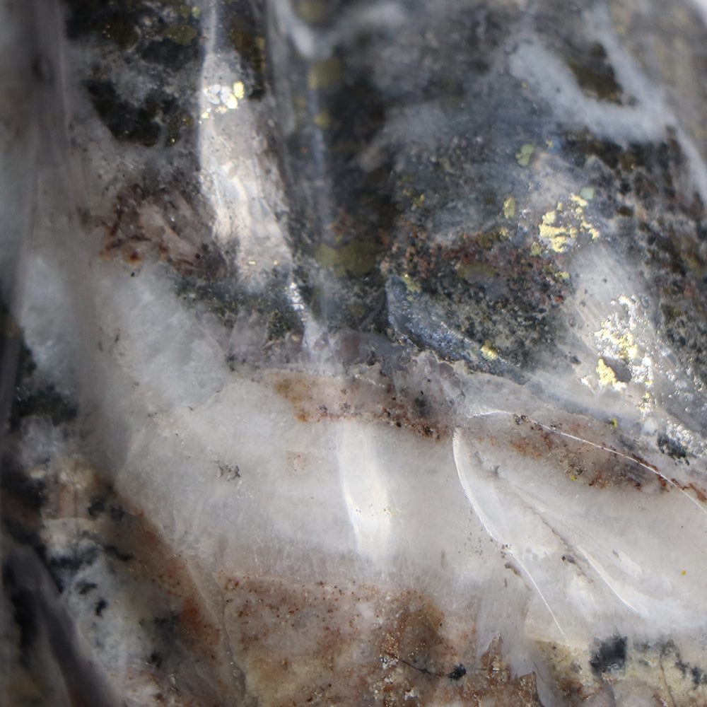 Corazón de pirita y cuarzo